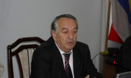 Novaković podnio ostavku, novi rektor Grujić