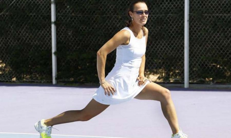Hingis igra u dublu na Vimbdonu