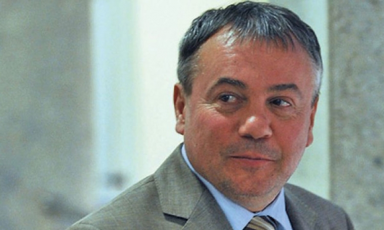 Mića Jovanović nema doktorat iz Londona