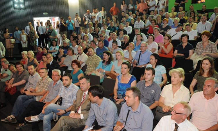 Radojičić uručio više od 270 članskih karti