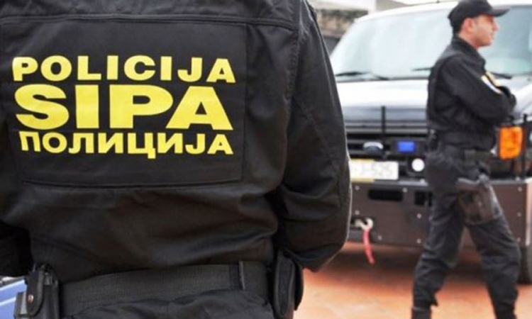 Zbog korupcije uhapšeno 30 zvaničnika carinskih organa i UIO BiH, među njima i bivši direktor