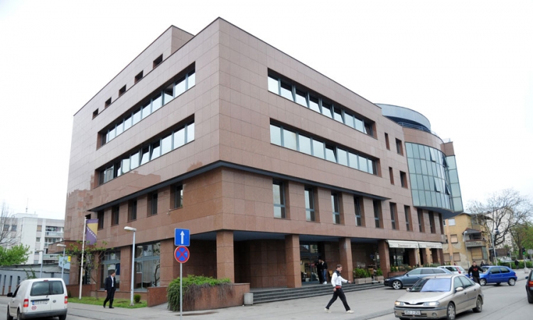 Carinicima mjere zabrane i suspenzija