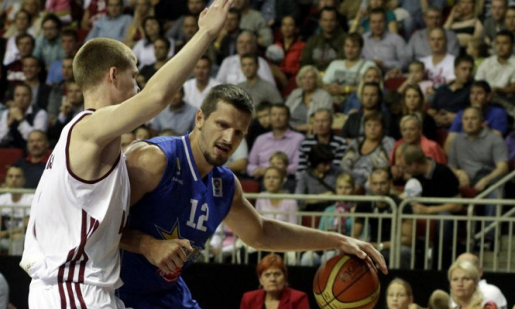 Teletović jedini kasni