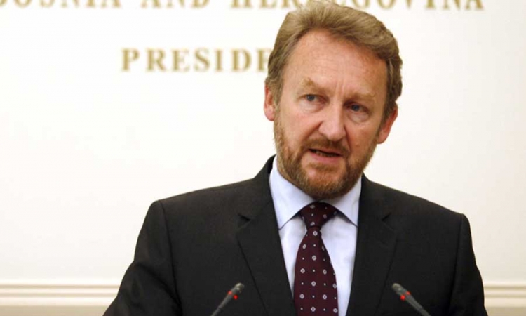 Izetbegović neće tražiti dozvole za posjete dijelovima BiH