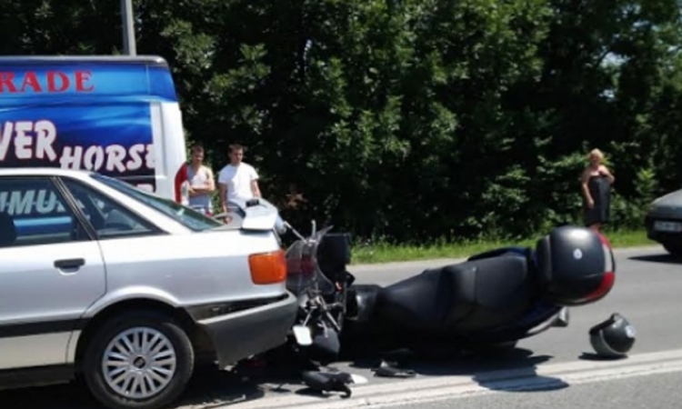 Dva lica povrijeđena u dvije saobraćajne nezgode u Banjaluci