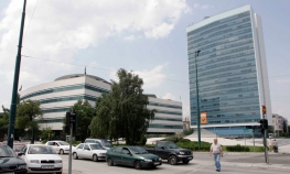 Bh. institucije nastavile rasipničku praksu