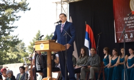 Dodik: BiH sputava srpski narod u slobodi