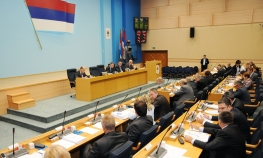 "Domovina" spaja političke protivnike