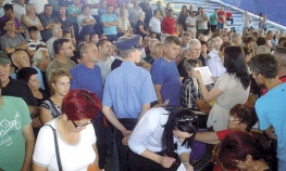 Policija "čuvala" vaučere u Doboju