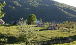 Etno-selo "Montenegro" poklonilo plac Novaku Đokoviću