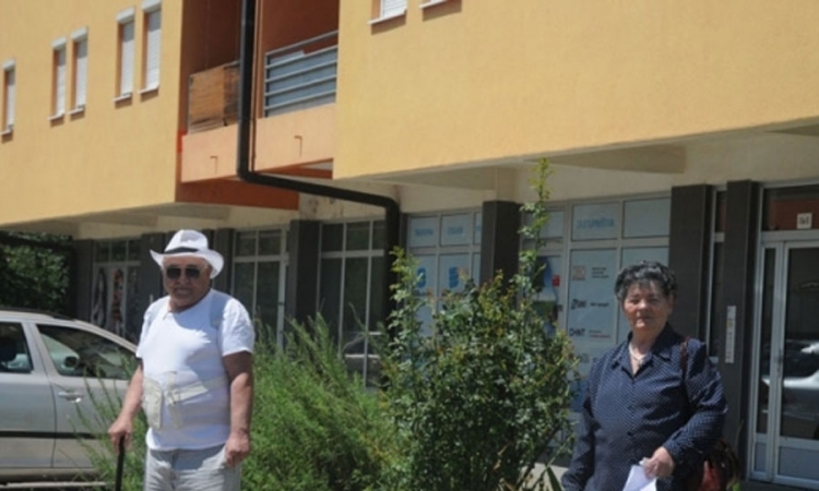 Banjaluka: Kupili stanove, a moraju na ulicu