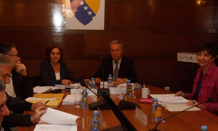 SIPA "češlja" CIK