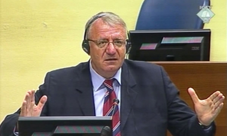 Tribunal za sada bez odgovora na Šešeljev zahtjev za 12 miliona evra