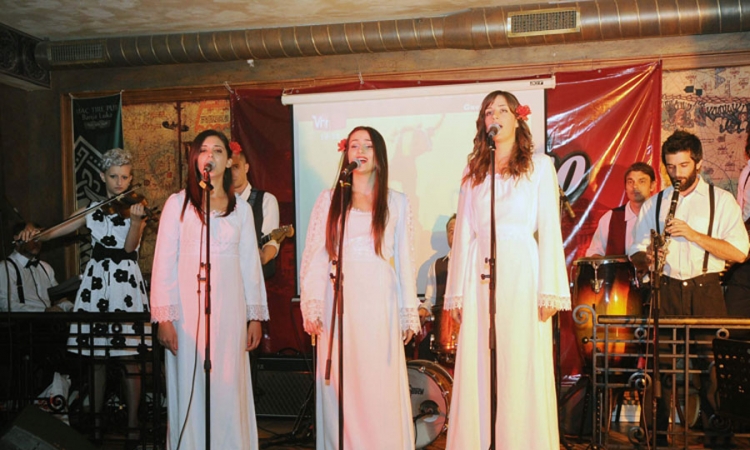 Promocija spota i mini-koncert "Ive"