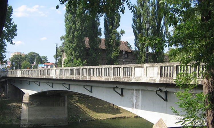 Eksploziv ispod Gradskog mosta u Banjaluci