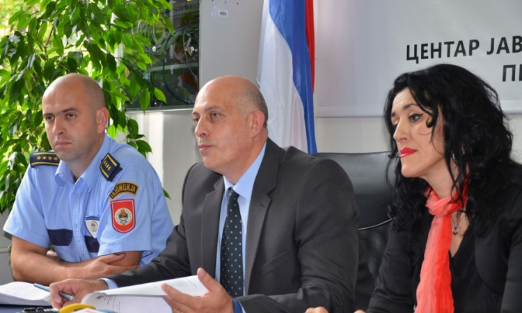 Izbjeći šaltere za lične dokumente ponedjeljkom i petkom
