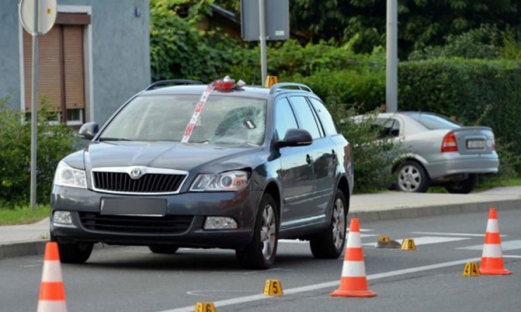 Automobilom udario dvije djevojčice na pješačkom prelazu
