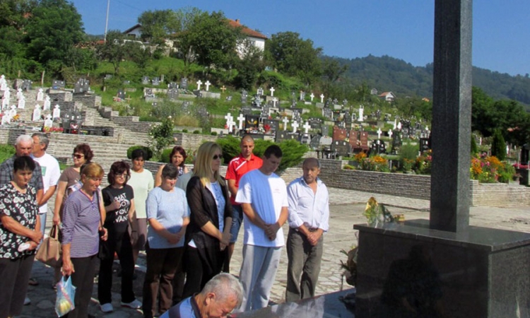 Obilježeno 22 godine od ubistva 8 srpskih civila