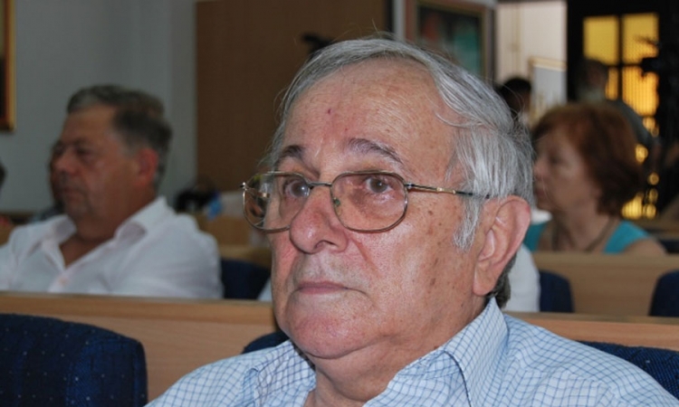 Preminuo Zdravko Šurlan