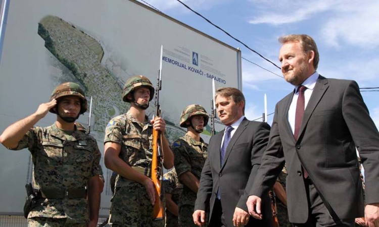 Izetbegović nije imao srca da se sretne s izraelskim ambasadorom