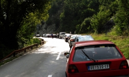 Kolone na graničnom prelazu Vardište