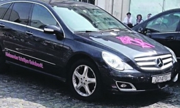 Kristijan Golubović vozi auto sa BG i ZG tablicama