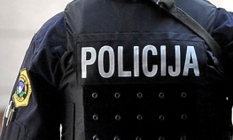 Slovenački vojnik ranio policajca