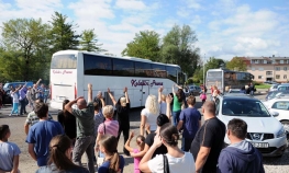 Djeca sa Kosova krenula kući