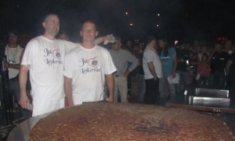 Napravili  pljeskavicu od 56 kilograma