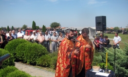 Služen parastos za poginule u Smolući, Potpeći i Tinji