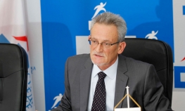 Objaviti zdravstvene kartone kandidata