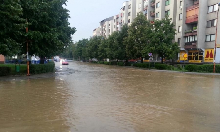  Lukavac ponovo pod vodom