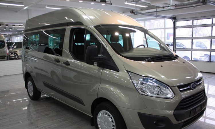 Tri kombija plaćaju 300.000 KM