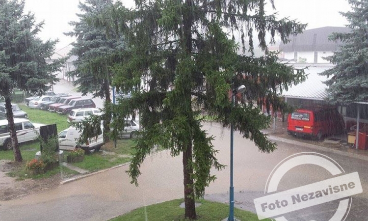 Jako nevrijeme pogodilo Banjaluku