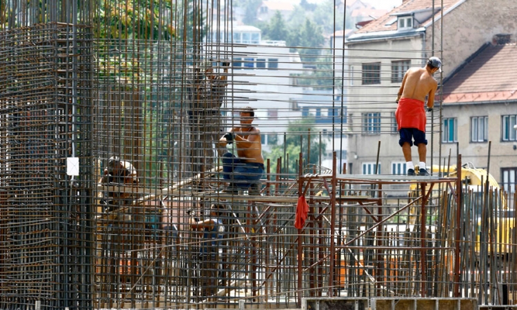 Administracija guši investicije