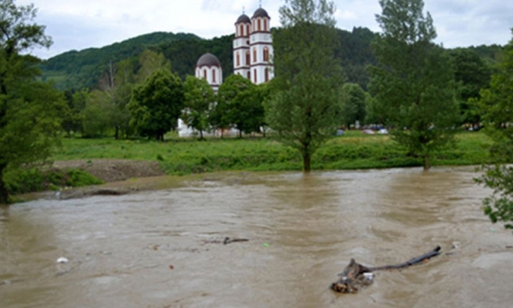 Vodostaj Vrbanje normalizovan, Bosna na granici vanredne odbrane