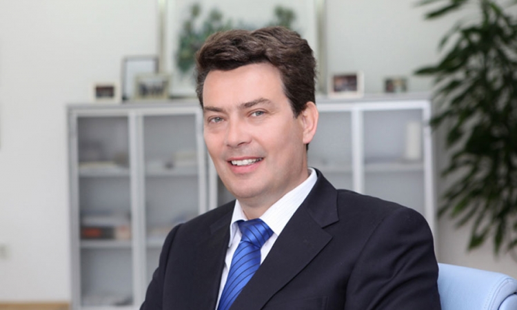 Kemal Huseinović godinama nelegalno v.d.?
