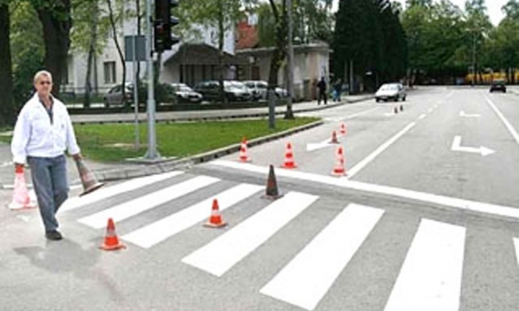 Pješački prelazi u zonama škola "izranjaju" iz asfalta