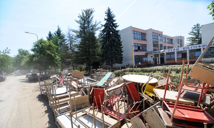Nastava za pojedine učenike i u šatorima