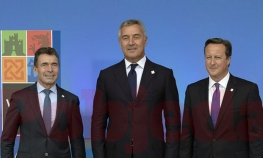 Đukanović očekuje poziv za članstvo u NATO 2015.