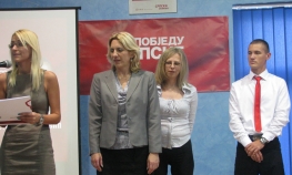 Cvijanovićeva uručila više od 100 članskih karata