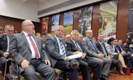 Zajednički istupiti  na treća tržišta