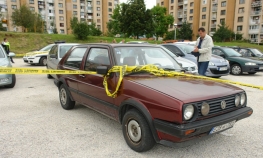 Uhapšen dok je  obijao vozila
