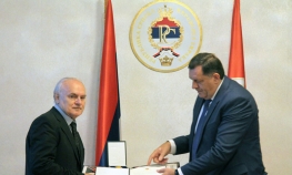 Dodik uručio ukaz o dodjeli odlikovanja za 205 poginulih boraca