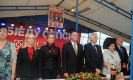 Tribina SNSD-a u banjalučkom naselju Ada