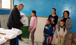 Pokloni za učenike iz Prijedora