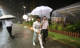 Hamiltonu pol pozicija u Singapuru