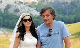 Kusturica pao sa magarca i završio u bolnici