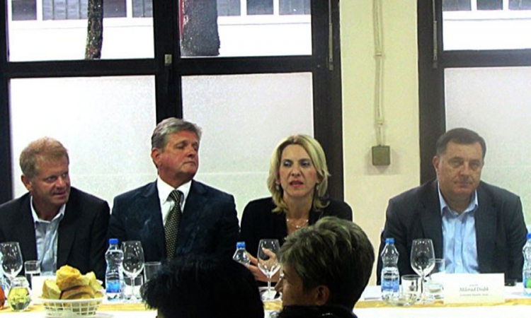 Dodik: Finansijska pomoć za nova zapošljavanja