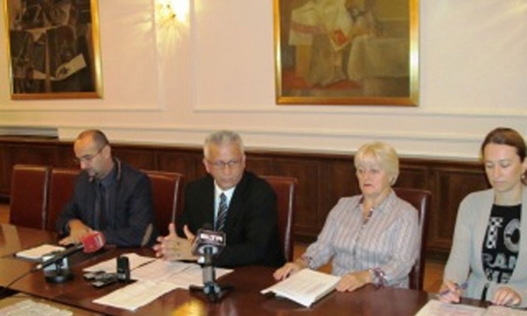 Stipendije i za poplavljene Banjalučane?